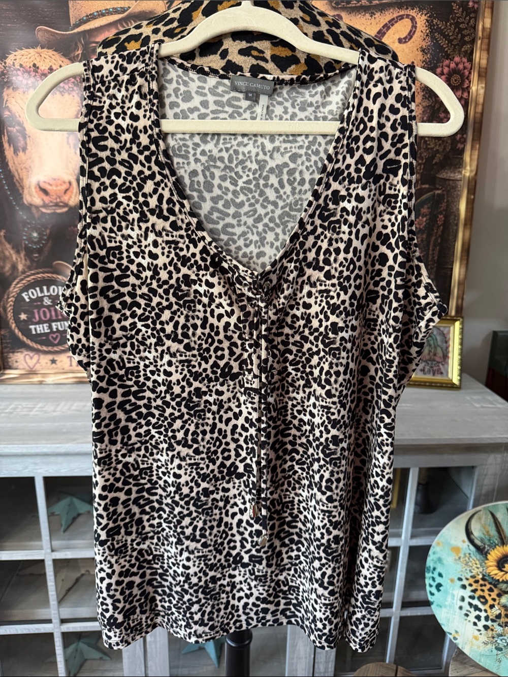 Vince Camuto Leopard Print Sleeveless V-Neck Tank Top Sz 1XL